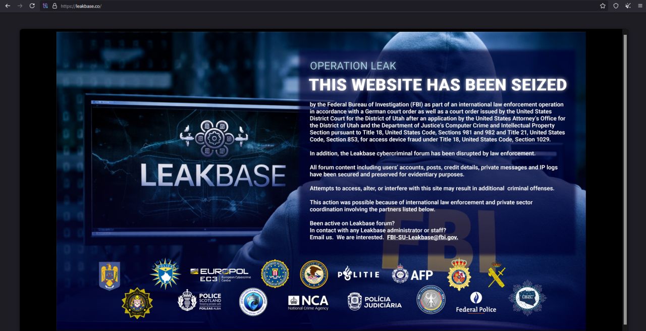 LeakBase defacement page.